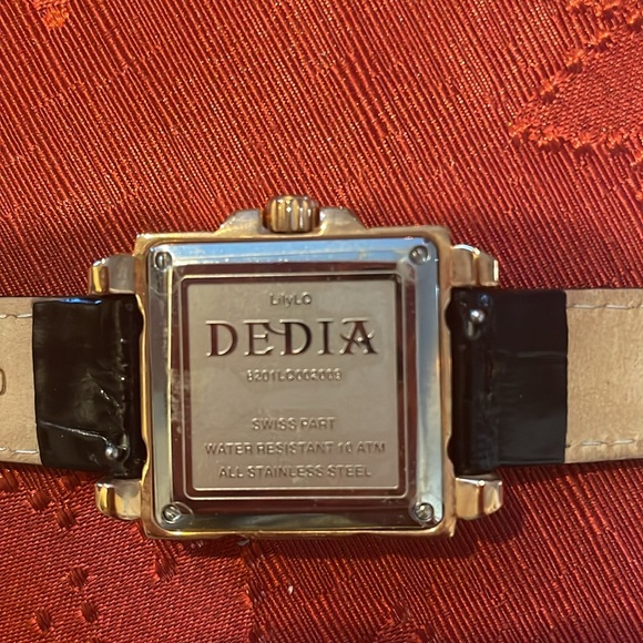 Dedia Watch

Worn just a few times
Excellent condition - Picture 4 of 7